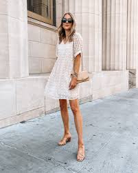 What should i wear to a graduation party? What To Wear To A Graduation Outfit Ideas For Grads And Guests Fashion Jackson