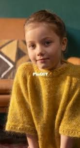 Carrie Lu's Instagram, Twitter & Facebook