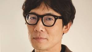 Elinor Davies's Instagram, Twitter & Facebook