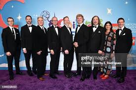 290 Photos & High Res Pictures