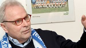 Das Maaß ist voll“: Sven Ottke war in Dinslaken zu Gast