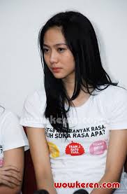Hubungan asmara jojo dan shanju diketahui sudah terjalin selama lima tahun. Foto Shania Junianatha Jkt48 Di Press Conference Jkt48 Ada Banyak Rasa Pilih Suka Rasa Apa Foto 2 Dari 4