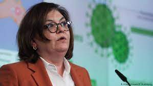 Adina valean, comisarul european pentru transporturi, a explicat la digi 24 ca certificatul verde european propus de comisia europeana pentru a facilita calatoriile in uniunea europeana vizeaza. Eu Kommissarin VÄƒlean Spediteure Konnen Mit Leichteren Regeln Rechnen Europa Dw 27 03 2020