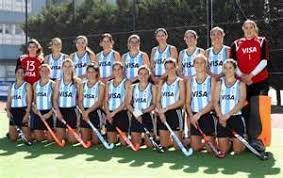 Representing the female hockey and male rugby teams at the youth olympics in buenos aires 2018 — both winners of the gold medal. Vamos Las Leonas Hockey Sobre Cesped Femenino Hockey Sobre Cesped Hockey