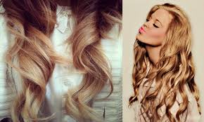 Donna bruna con i capelli ricci lunghi e lucenti. Boccoli Naturali Off 63 Www Svrinfotech Net