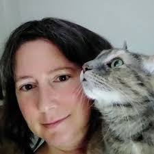 Lisa Abbate's Instagram, Twitter & Facebook