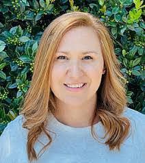 Ashley Smithson's Instagram, Twitter & Facebook