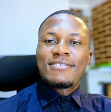 MédiAnniversaire] C'est le jour de Kate Djiaha 😍🎊🎁🎂 Heureux  anniversaire à la nouvelle présentatrice de REGARD SOCIAL qui célèbre ce 16  août, un an de plus. Que lui souhaitez-vous ? #Médiatude