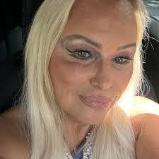 Tammie Cain's Instagram, Twitter & Facebook