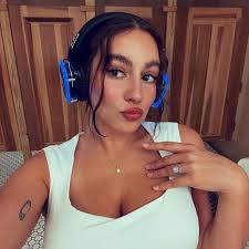 About — HUSH HUSH HEADPHONES