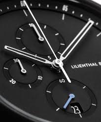 They joe rokocoko plays with the allblacks, you don't mess with the all blacks. Chronograph All Black Leder Schwarz Lilienthal Berlin Preisgekronte Designeruhren