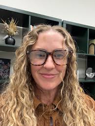 Mental health support for moms available