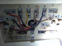A trane thermostat is a device that is used to control the temperature of a room like most thermostats by other brands. Trane Weathertron Stat To Honeywell Rth2510 Home Improvement Stack Exchange