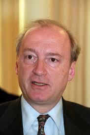 Image of Joe Perrone, executive vice president of finance of Global Crossing