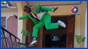 Sarakasi za msanii wa muziki chris mosioma maarufu embarambamba. Embarambamba Akana Kutumia Madawa Ya Kulevya Youtube