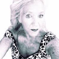 Paula Lockhart's Instagram, Twitter & Facebook