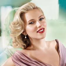 Born november 22, 1984) is an american actress and singer. Scarlett Johansson 5 Things You Didn T Know Vogue