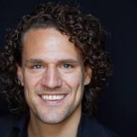 5400+ "Helmér" profiles