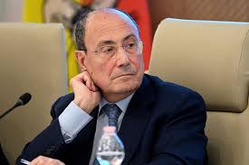 Schifani e il trucco dei tecnici