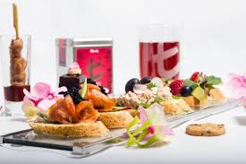 Afternoon Tea Set At Lobby Lounge Bar Picture Of Holiday Inn Singapore Orchard City Centre Tripadvisor
