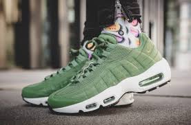 Palm Green Drapes The Latest Nike Air Max 95 Nike Air Max 95 Fashion Pumps Nike Air Max