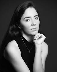 Jennifer Estrella's Instagram, Twitter & Facebook