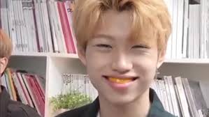 Lee Felix Being Retarded Stray Kids Jyp Orange