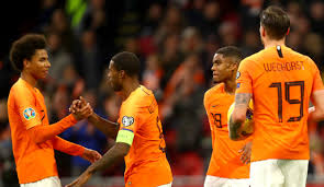 In der gruppenphase treffen die niederlande auf die ukraine. Em Sechs Niederlande Spieler Lehnen Corona Impfung Ab