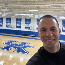 Chris Collinsworth (@cmcollin41)