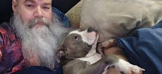 Happy Father's Day to the dude that keeps stealing my dogs. 🤣🤣❤️❤️. Best  doggo daddy-o.