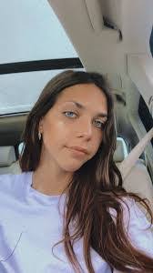 Heather Corbell's Instagram, Twitter & Facebook