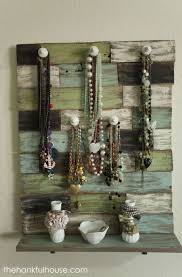 Barn wood boards with choice of colors. 22 Diy Reclaimed Wood Projects Crafts With Repurposed Wood Ideas