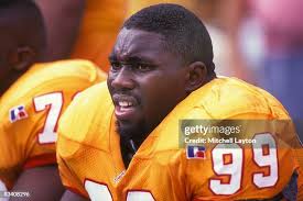 1,606 Warren Mitchell Photos & High Res Pictures