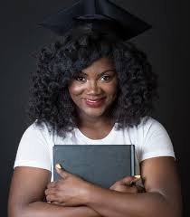 Whether you want the focus to be on your luminous skin, a gorgeous statement eye, or on a power lip that. Top Ways To Slay In Your Graduation Cap With Natural Hair Essence