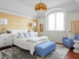 This gorgeous bed composition spotted on home style. Make Your Bedroom A Peaceful Retreat Hgtv