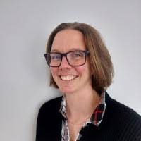 Vicki Parry's Instagram, Twitter & Facebook