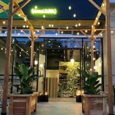 Make online reservations, read restaurant reviews from diners, and earn points towards free meals. Los Angeles Restaurants