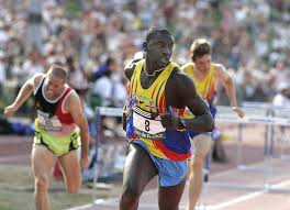 Ladji doucoure, champion du monde de 110 mètres haie nous révèle son geste parfait. Athletisme Le Jour Ou Ladji Doucoure A Efface La Barre Des 13 Secondes Sur La Piste D Angers Angers Maville Com