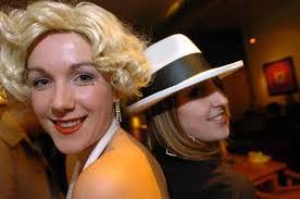 Candy Hooper's Instagram, Twitter & Facebook