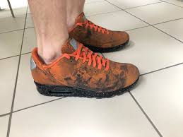 The upper is a deep orange and red, just like the surface of mars editor's notes: Fiu Testver Ertelmetlen Menyasszony Nike Air Max 90 Mars Landing Delasallehistory Com