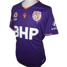 After gifting the club a smart river trent inspired away kit, the italian brand have launched a very autumnal looking 3rd shirt for the tricky trees. Perth Glory Fc Macron Home Matchday Football Shirt 2019 2020 Football Fan Uk