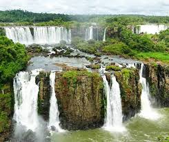 En paraguay se producen protestas en ciudades fronterizas golpeadas por la crisis económica. La Magia De Las Cataratas Del Iguazu Y Los Desconocidos Saltos Del Monday La Triple Frontera Brasil Argentina Paraguay Mi Aventura Viajando
