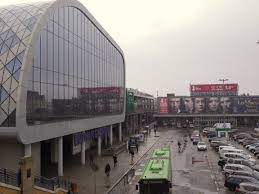 Praga, dworzec główny, hlavní nádraží (autobusová st. Poznan Glowny Wikipedia Wolna Encyklopedia