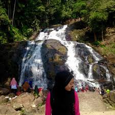 Errrr, apa kaat korang tengok gambar je dulu, next time aku buat story telling. Photos At Air Terjun Kota Tinggi Lake