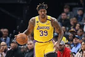 The lakers paid nearly two times more for rajon rondo than the warriors paid for cousins. Nba Free Agency Rumors Lakers More Likely To Re Sign Dwight Howard Than Demarcus Cousins Lakers Nation