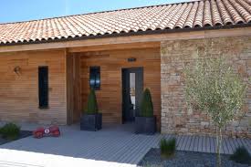 Maison en bois et pierre. Construction De Maison A Ossature Bois Et Pierres A Menerbes En Provence Construction De Maison A Ossature Bois Luberon Mialon Charpente
