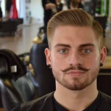 Smooth And Sleek Graduation Mens Haircuts Short Mens Haircuts Round Face Round Face Haircuts