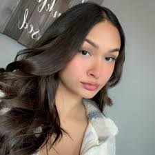 Isabel Ambriz (@isabel2202000)