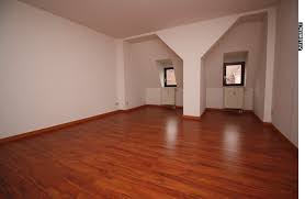 Das schlafzimmer ist durch 2 fenster tagsüber immer lichtdurchflutet und hell. 2 Zimmer Wohnung Zu Vermieten Jakobstr 35 02826 Gorlitz Innenstadt Mapio Net