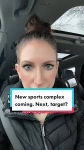 Sarah Fargo's Instagram, Twitter & Facebook